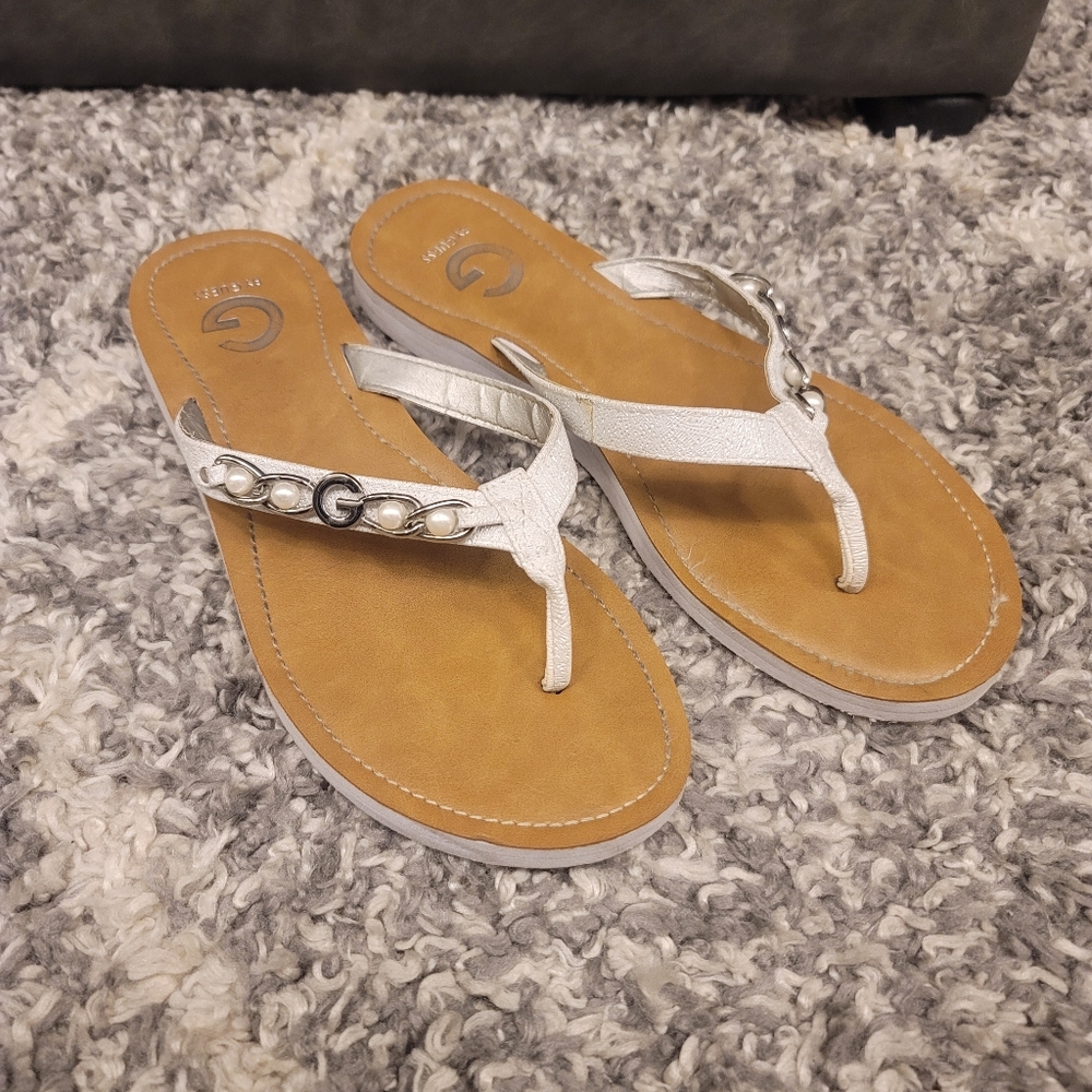 Guess sandals